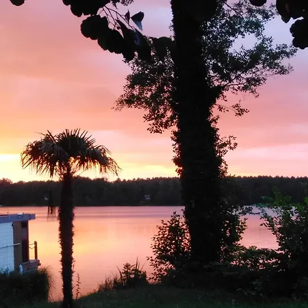 Holiday home Direkt Am Mit Boot, Fahrraedern Und Sup Lehnin