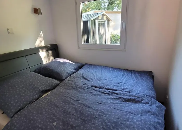 Direkt Am Mit Boot, Fahrraedern Und Sup Holiday home